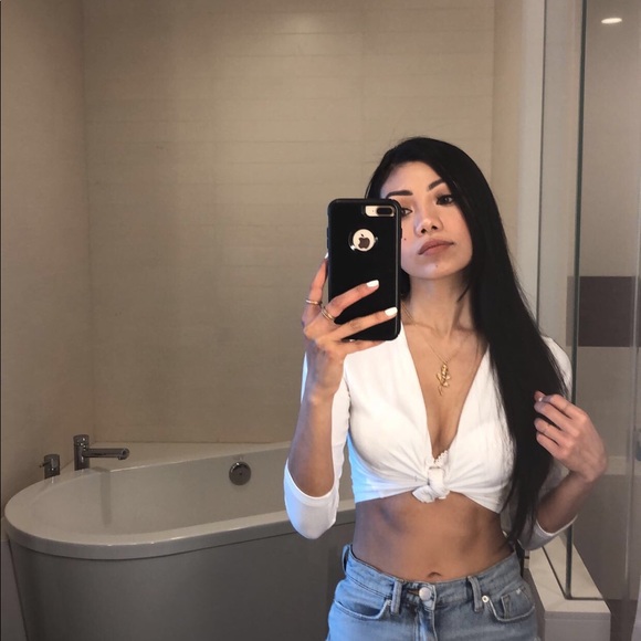 Meet your Posher, Alena - Picture 1 of 5